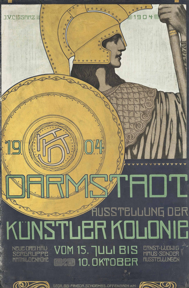 Plakat f├╝r ein 1904er Berlin-Konzert mit einer Person in einem Helm, die ein Schild h├Ąlt, mit der Aufschrift "Darmstadt" und "K├╝nstler Kolonie."