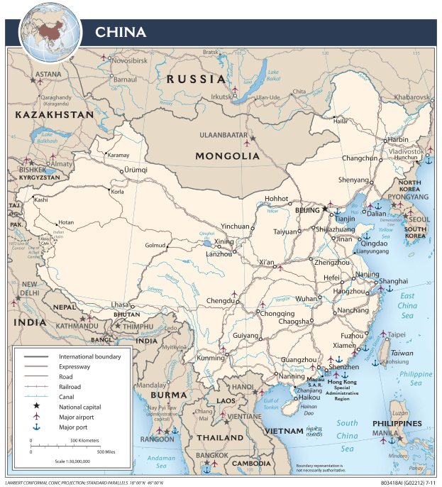 Eine detaillierte politische Karte von China mit Nachbarländern, Grenzen, wichtigen Städten, Flüssen und geografischen Merkmalen, begleitet von erklärendem Text und einem Logo.