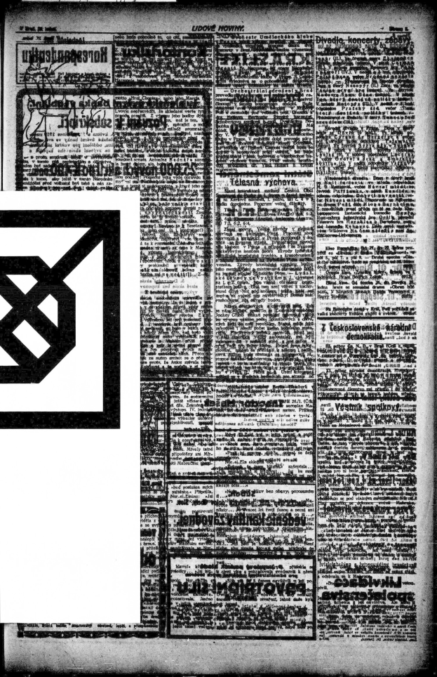 Schwarz-weißes Bild einer deutschen Zeitungsvorderseite mit einem prominenten Hakenkreuz in der Mitte.