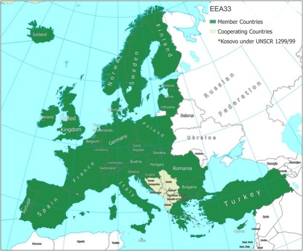 Ein Plakat, das eine detaillierte Karte von Europa zeigt, die die Mitgliedstaaten der Europäischen Union, ihre Grenzen, wichtige Städte, Flüsse und geografische Merkmale hervorhebt, mit zusätzlichem Text, der die Ländernamen und Details bereitstellt.