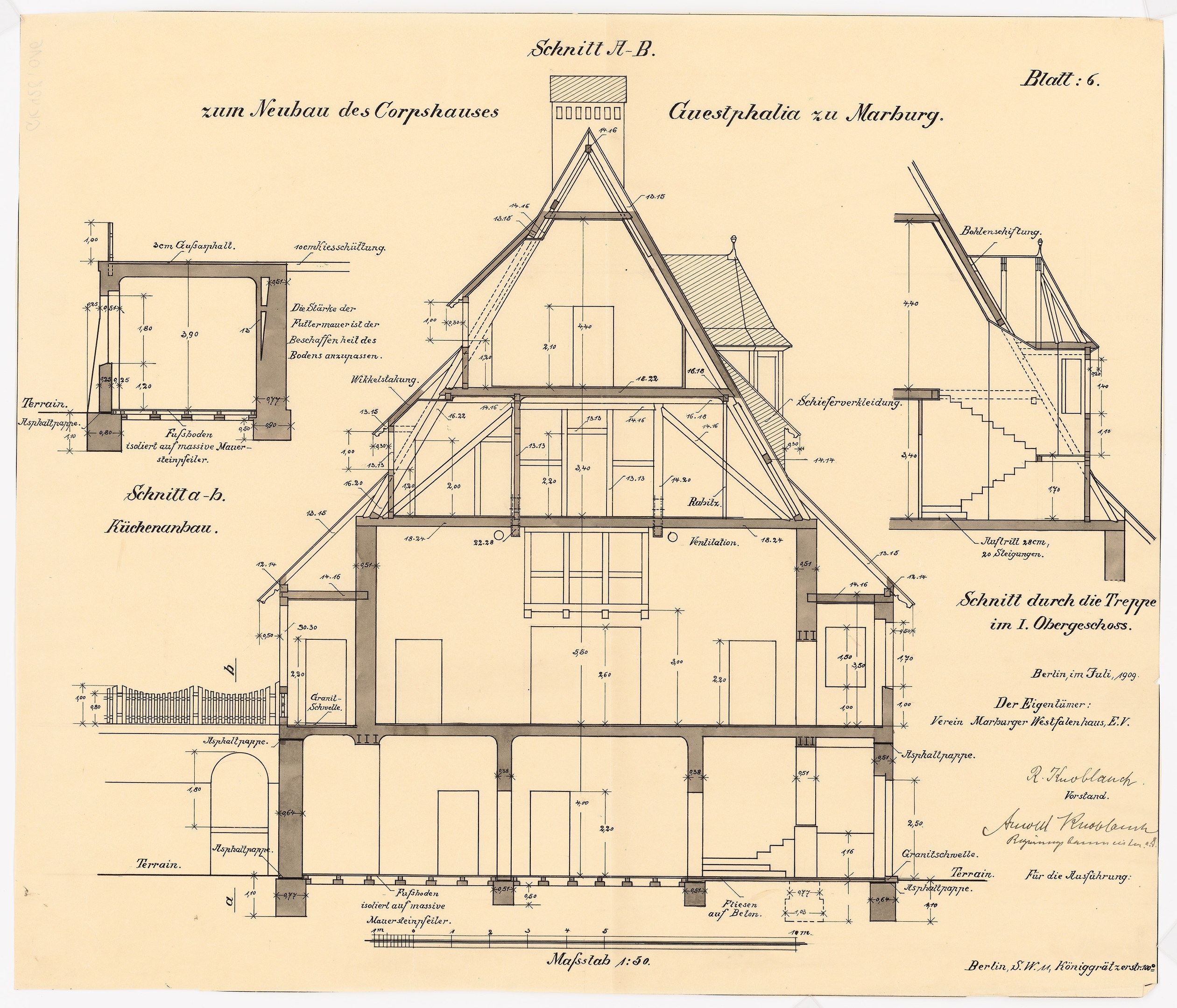 Schwarze und weiße architektonische Zeichnung eines Hauses mit zahlreichen Fenstern und einem Dach, beschriftet als erstes Haus in Deutschland, begleitet von detaillierten Strukturplänen und Text.