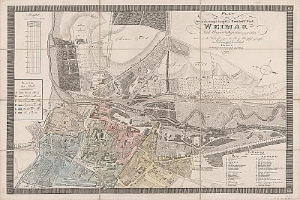 Ausführliche alte Karte von Weimar, Deutschland, zeigt Straßen, Gebäude und Sehenswürdigkeiten mit begleitendem Text über Bevölkerung und bemerkenswerte Merkmale.